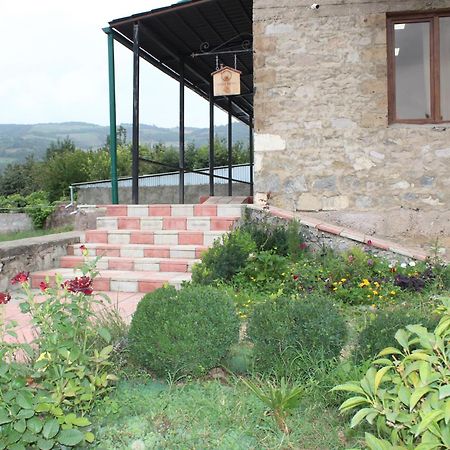 Hotel Bears And Berries Berd Exterior foto